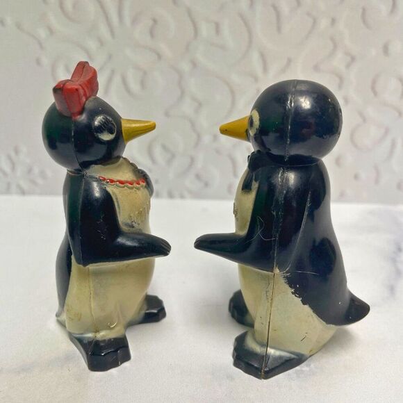 Vintage 1950's Advertising Salt & Pepper Set 'Millie & Willie' for KOOL - Picture 2 of 6